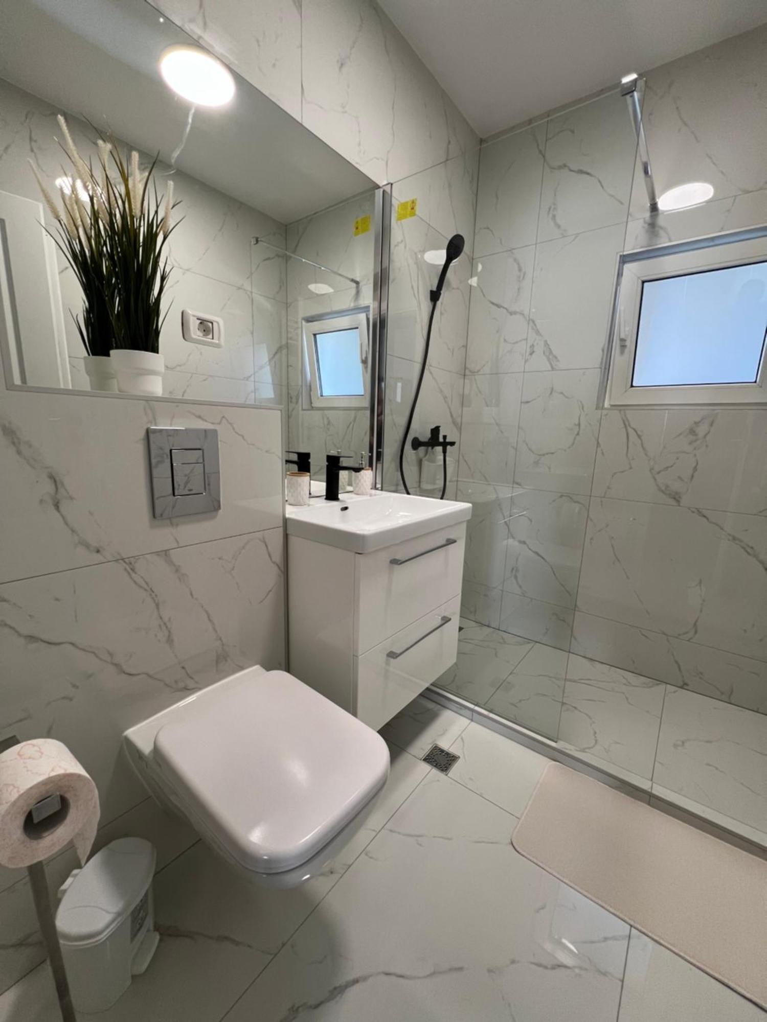 Bucharest City Center Apt Victoriei St 外观 照片